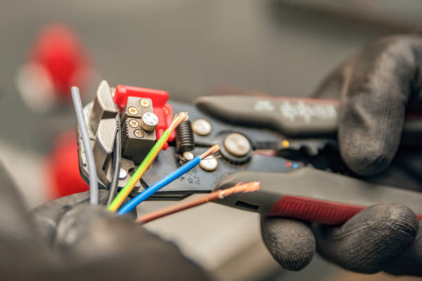 Best Electrical Contractors for Businesses  in Savannah, TX